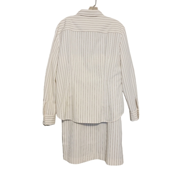 Sara Battaglia | Women's Classic White & Black Striped Skirt Suit (Size Large) - Picture 16 of 16